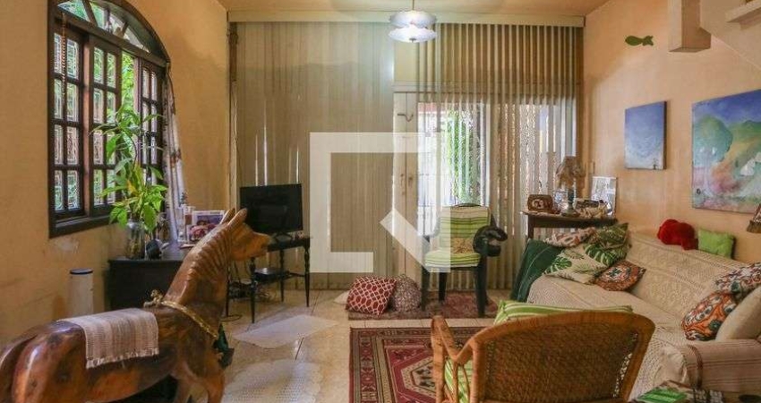 Casa para Aluguel - Água Branca, 3 Quartos,  220 m² - São Paulo