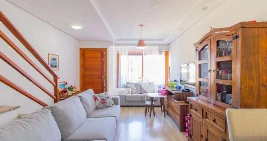 Casa para Aluguel - Guarujá, 3 Quartos,  165 m² - Porto Alegre