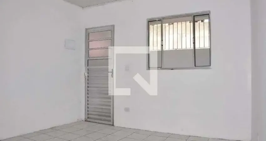 Casa para Aluguel - Vila Penteado, 2 Quartos,  220 m² - São Paulo