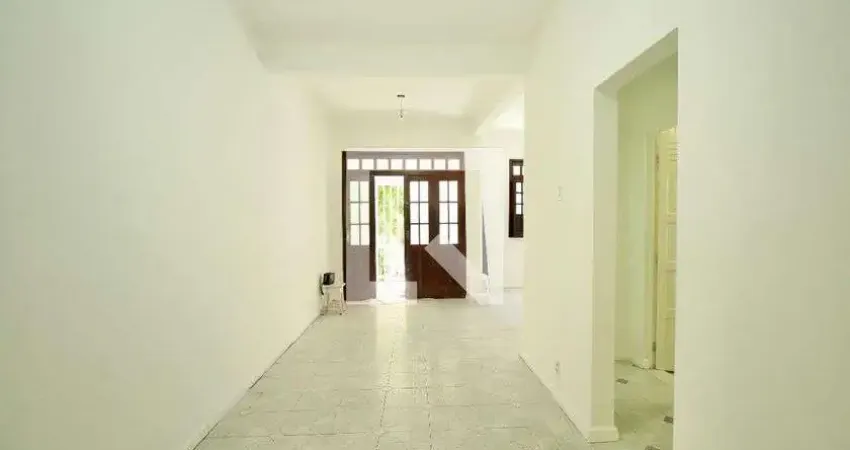 Casa para Aluguel - Vila Laura, 2 Quartos,  196 m² - Salvador