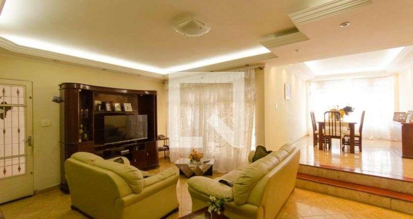 Casa para Aluguel - Ermelino Matarazzo, 3 Quartos,  560 m² - São Paulo