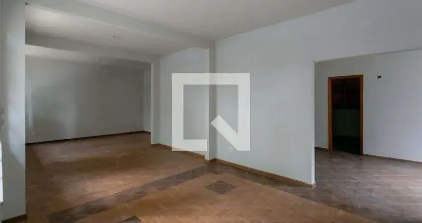 Casa para Aluguel - Santo Antônio, 3 Quartos,  290 m² - Belo Horizonte