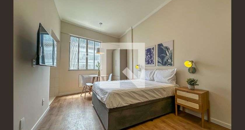 Apartamento para Aluguel - Catete, 1 Quarto,  30 m² - Rio de Janeiro