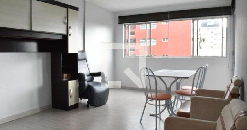 Apartamento para Aluguel - Jardim Botânico, 2 Quartos,  96 m² - Curitiba