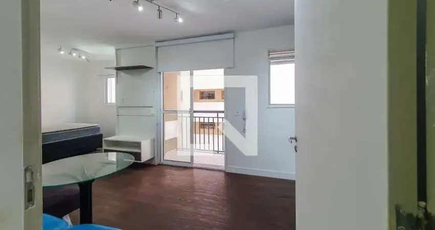 Kitnet / Stúdio para Aluguel - Liberdade, 1 Quarto,  30 m² - São Paulo