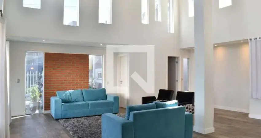 Casa para Aluguel - Cascatinha, 4 Quartos,  540 m² - Curitiba