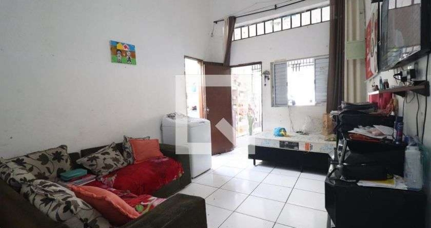 Casa para Aluguel - Jardim Jamaica, 2 Quartos,  300 m² - Santo André