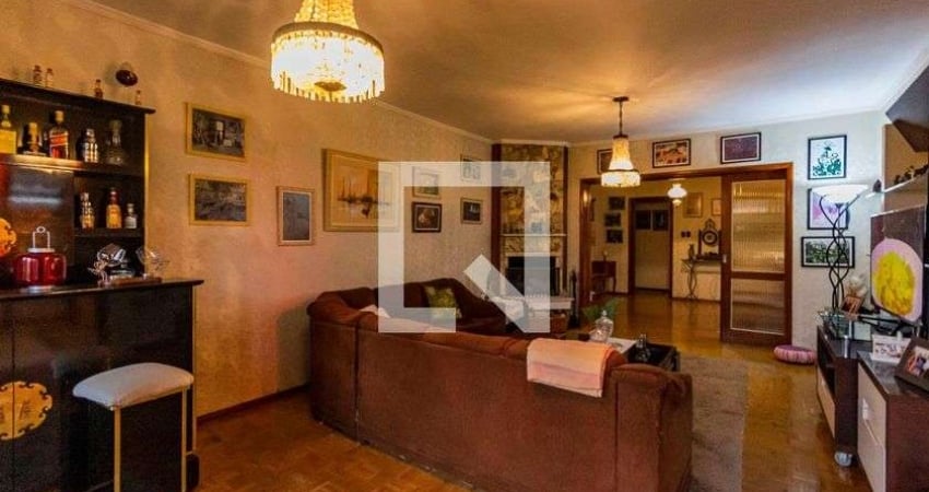 Casa para Aluguel - Jardim Lindóia, 3 Quartos,  700 m² - Porto Alegre