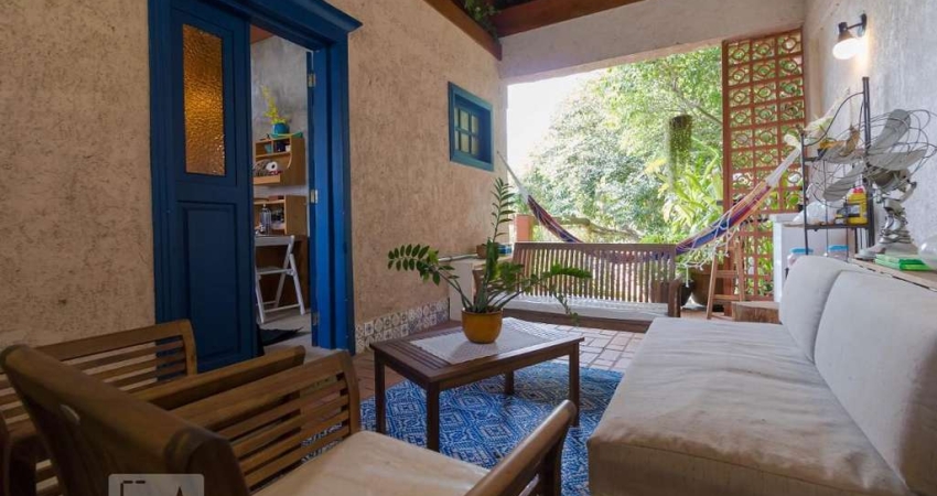 Casa para Aluguel - Jardim das Palmeiras, 1 Quarto,  220 m² - Campinas