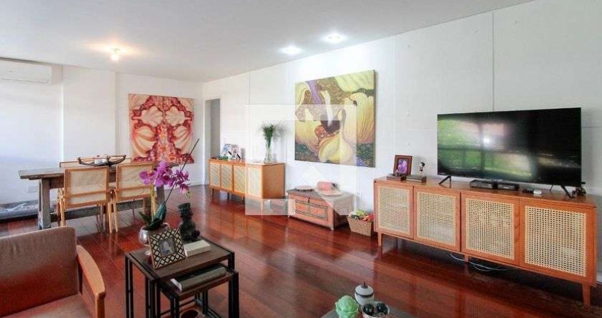 Apartamento para Aluguel - Jardim Oceânico, 3 Quartos,  156 m² - Rio de Janeiro