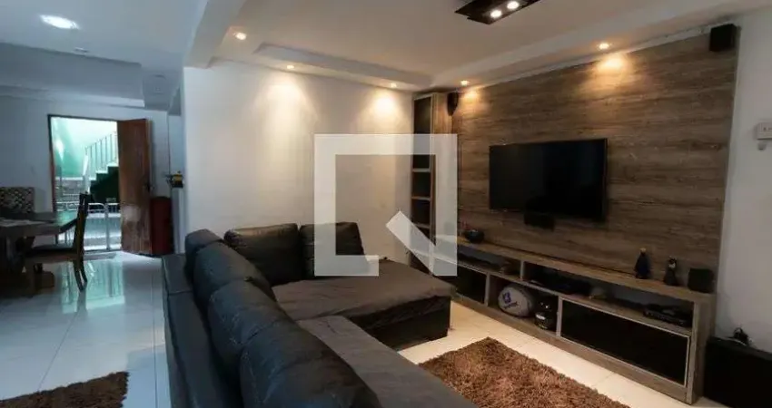 Casa para Aluguel - Jardim Éster Yolanda, 3 Quartos,  200 m² - São Paulo