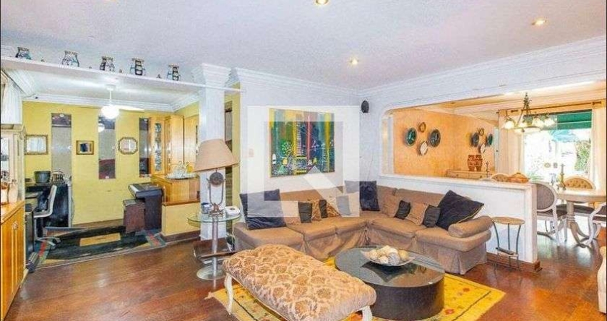 Casa para Aluguel - Alto de Pinheiros, 4 Quartos,  750 m² - São Paulo