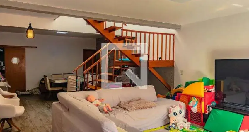 Casa para Aluguel - Chácara Inglesa, 3 Quartos,  243 m² - São Paulo
