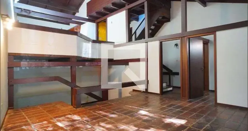Casa para Aluguel - Boa Vista, 3 Quartos,  272 m² - Porto Alegre