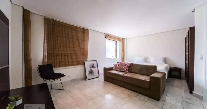 Kitnet / Stúdio para Aluguel - Moema, 1 Quarto,  50 m² - São Paulo
