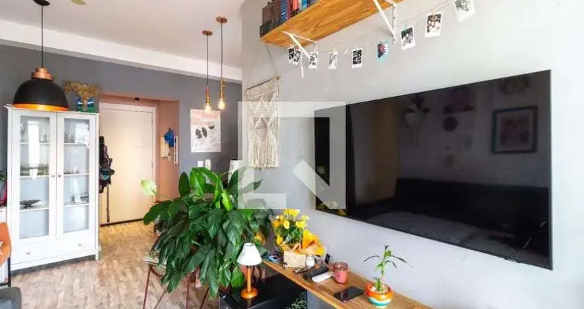 Apartamento para Aluguel - Pinheiros, 2 Quartos,  72 m² - São Paulo