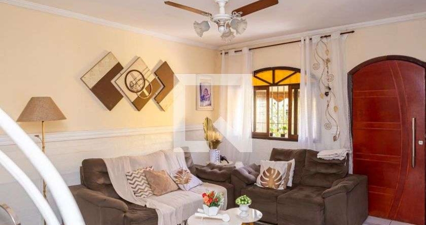 Casa para Aluguel - Ermelino Matarazzo, 3 Quartos,  150 m² - São Paulo