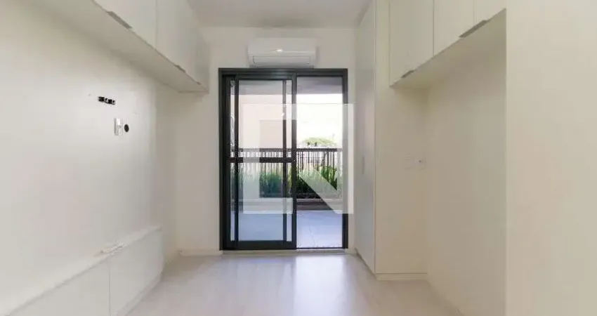 Kitnet / Stúdio para Aluguel - Liberdade, 1 Quarto,  24 m² - São Paulo
