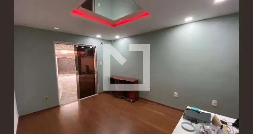 Casa para Aluguel - Curicica, 2 Quartos,  130 m² - Rio de Janeiro