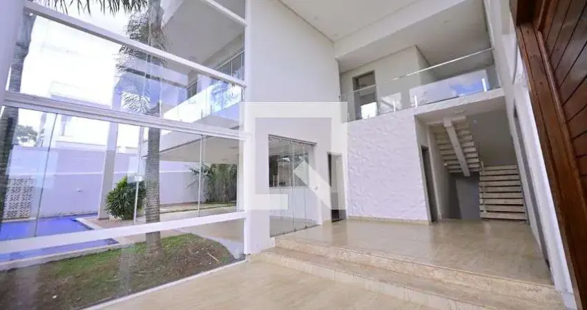Casa / Sobrado em Condomínio para Aluguel - Alphaville Araguaia, 3 Quartos,  615 m² - Goiânia