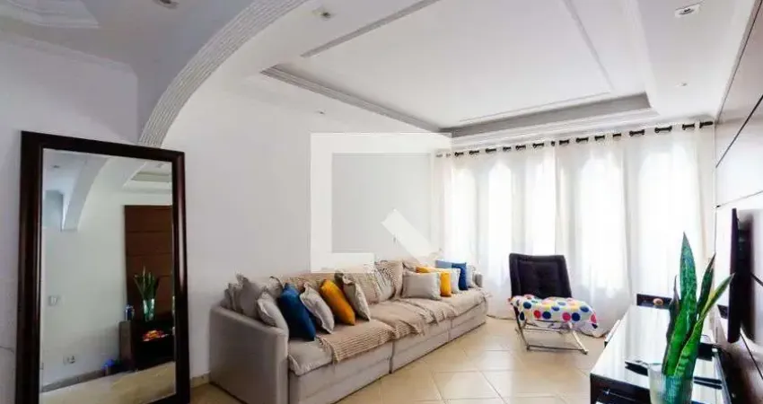 Casa para Aluguel - Parque Jaçatuba, 3 Quartos,  380 m² - Santo André
