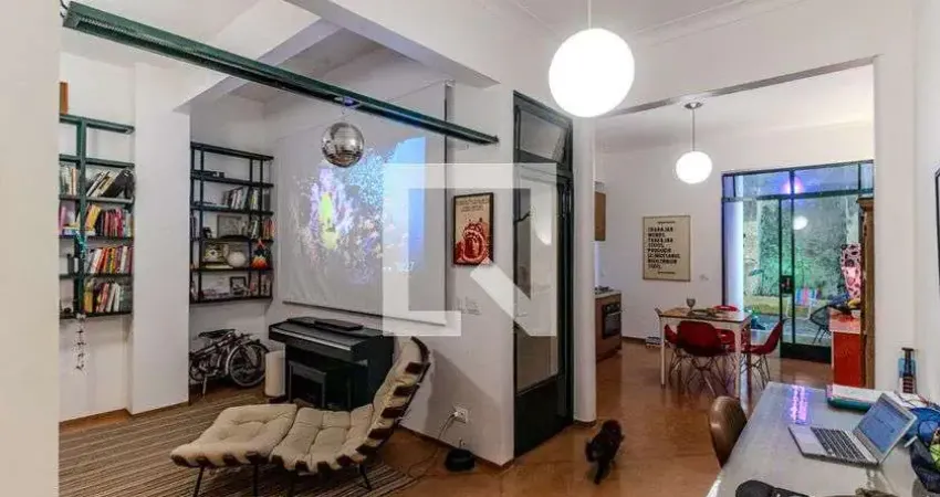 Apartamento para Aluguel - Santa Cecília, 2 Quartos,  80 m² - São Paulo