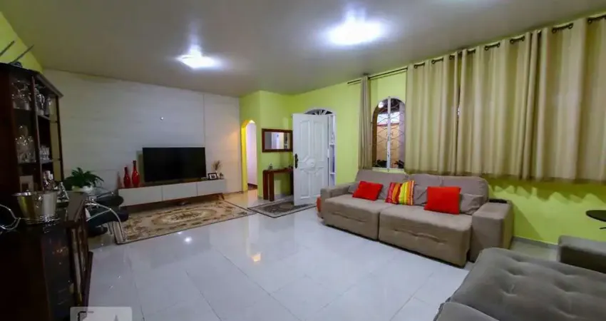 Casa para Aluguel - Vila Galvão, 5 Quartos,  300 m² - Guarulhos