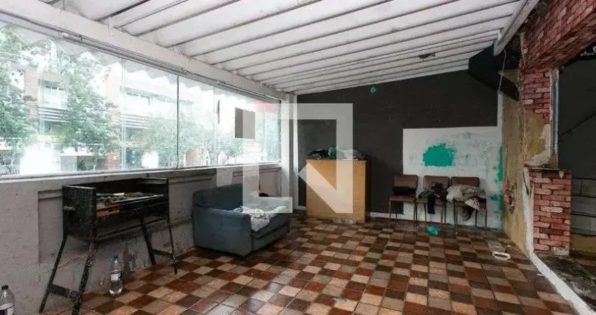Casa para Aluguel - Vila Carrão, 5 Quartos,  229 m² - São Paulo
