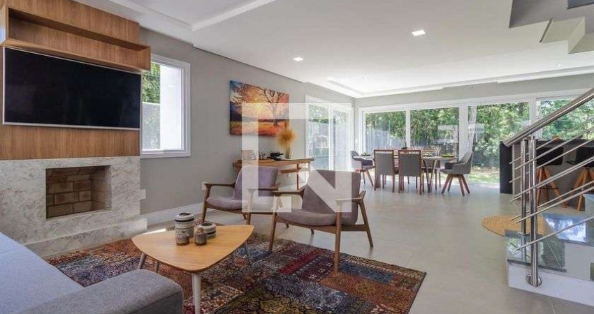 Casa para Aluguel - Ipanema, 3 Quartos,  300 m² - Porto Alegre