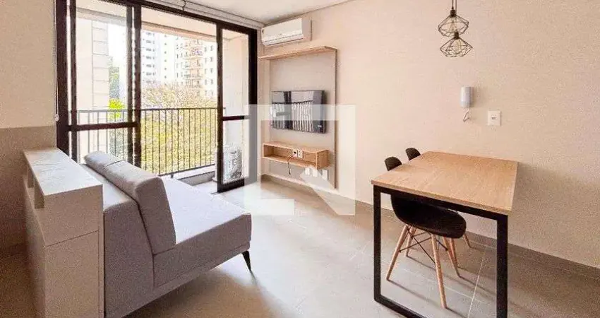Kitnet / Stúdio para Aluguel - Vila Madalena, 1 Quarto,  46 m² - São Paulo