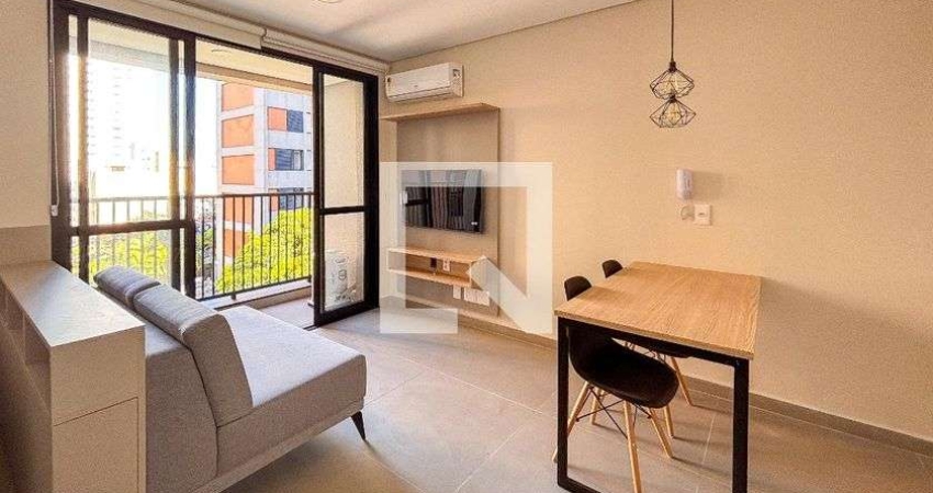 Kitnet / Stúdio para Aluguel - Vila Madalena, 1 Quarto,  38 m² - São Paulo