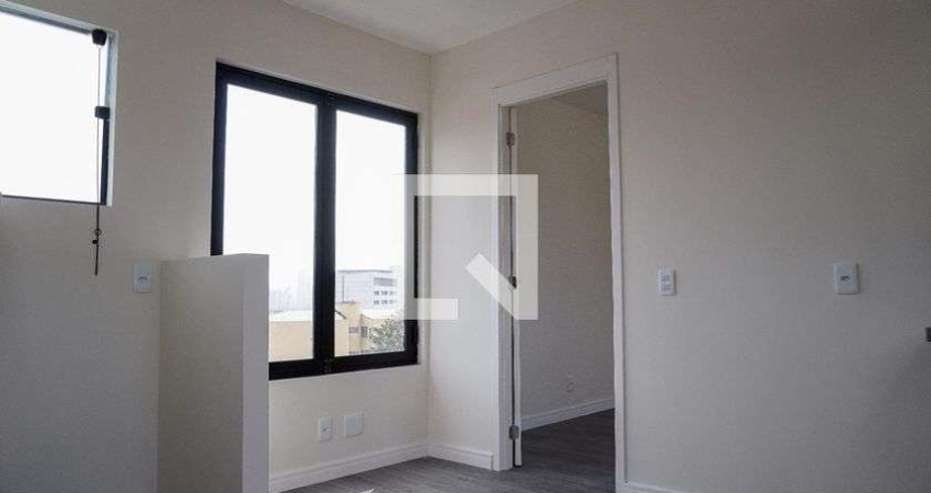 Kitnet / Stúdio para Aluguel - Chácara Inglesa, 1 Quarto,  32 m² - São Paulo