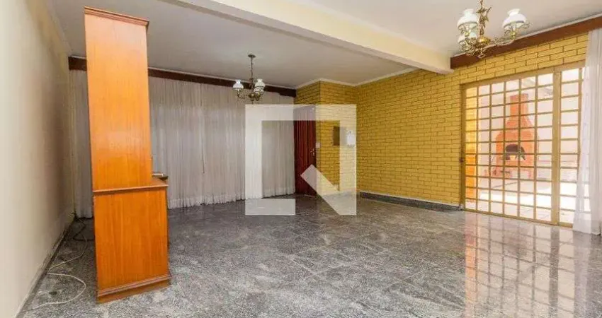Casa para Aluguel - Vila Carrão, 4 Quartos,  150 m² - São Paulo