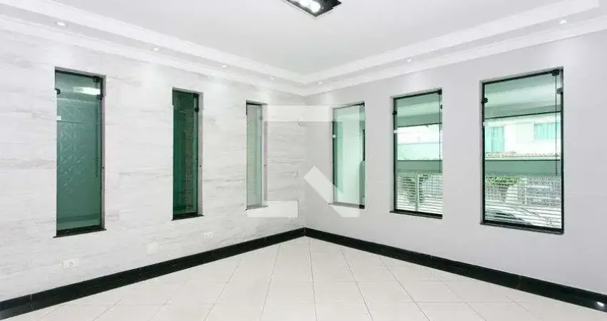 Casa para Aluguel - Vila Carrão, 3 Quartos,  200 m² - São Paulo