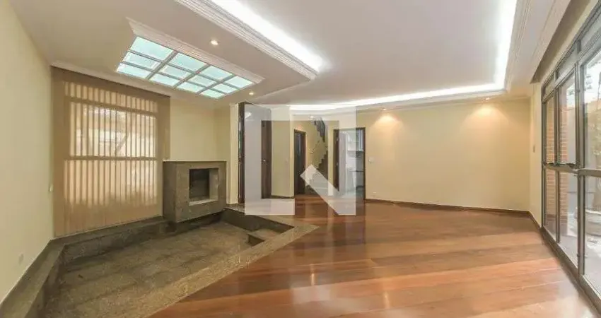 Casa para Aluguel - Bosque da Saúde, 3 Quartos,  300 m² - São Paulo