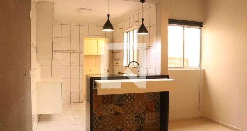 Casa para Aluguel - Vila Pompéia, 2 Quartos,  147 m² - São Paulo
