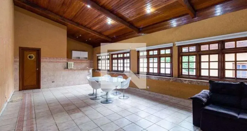 Casa para Aluguel - Morumbi, 2 Quartos,  106 m² - São Paulo