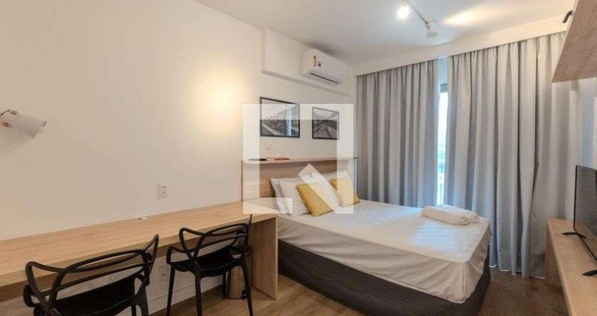 Kitnet / Stúdio para Aluguel - Consolação, 1 Quarto,  30 m² - São Paulo
