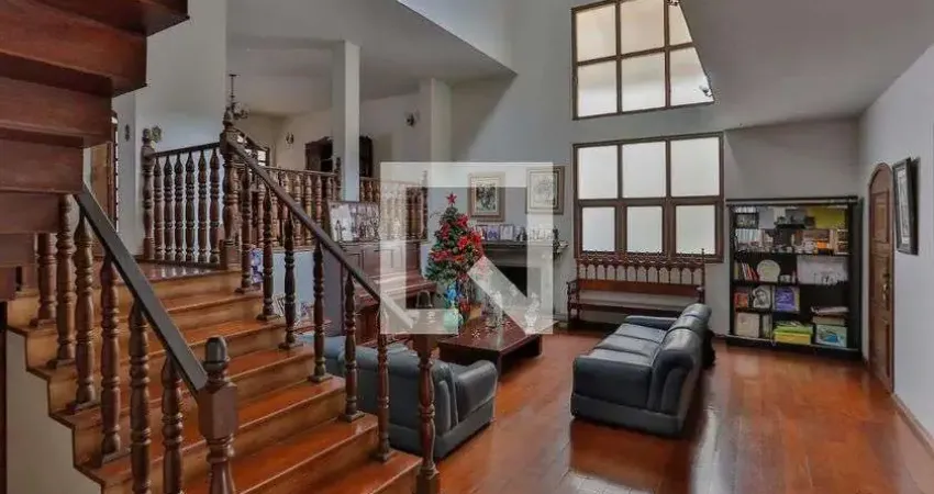 Casa para Aluguel - Mangabeiras, 8 Quartos,  752 m² - Belo Horizonte