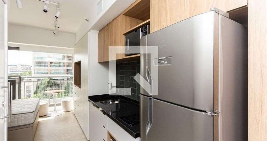 Kitnet / Stúdio para Aluguel - Moema, 1 Quarto,  21 m² - São Paulo