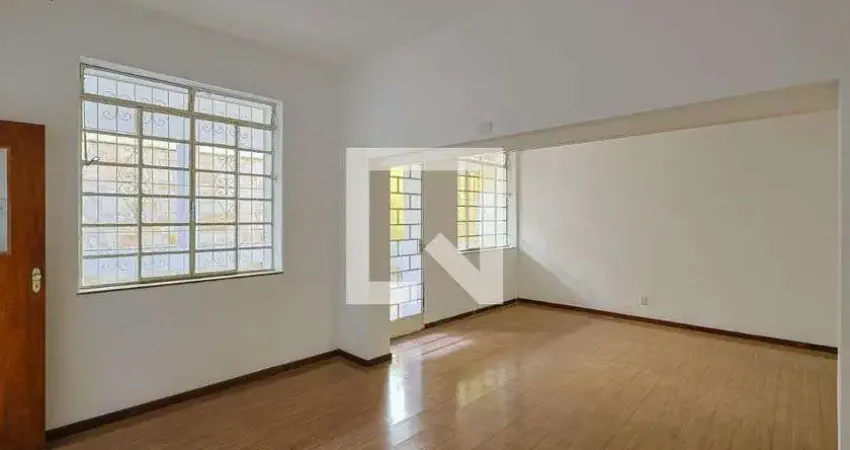 Casa para Aluguel - Santa Efigênia, 6 Quartos,  360 m² - Belo Horizonte