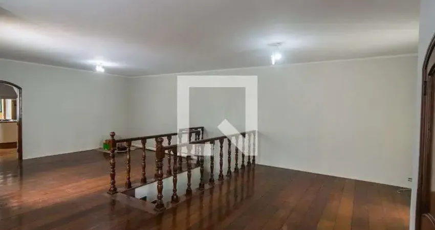 Casa para Aluguel - Vila Carrão, 3 Quartos,  376 m² - São Paulo