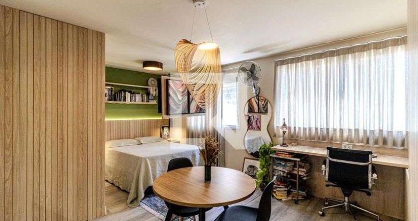 Kitnet / Stúdio para Aluguel - Santa Cecília, 1 Quarto,  25 m² - São Paulo