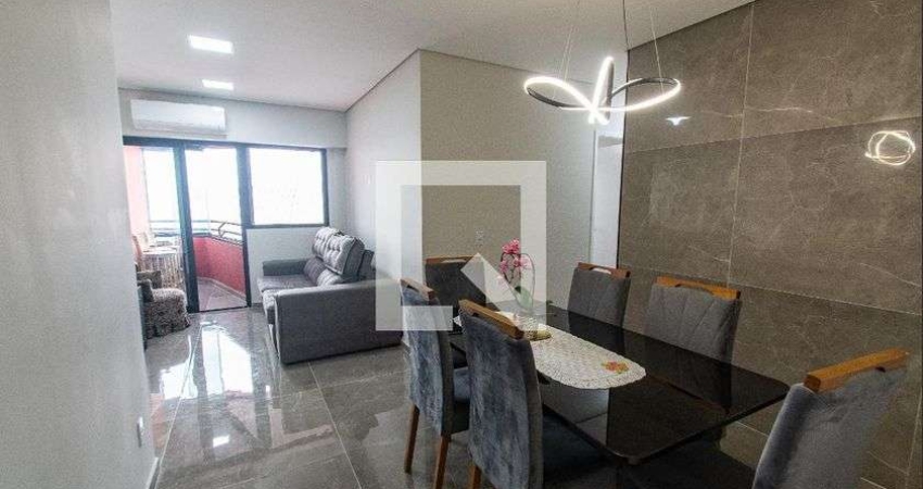 Apartamento para Aluguel - Liberdade, 3 Quartos,  70 m² - São Paulo