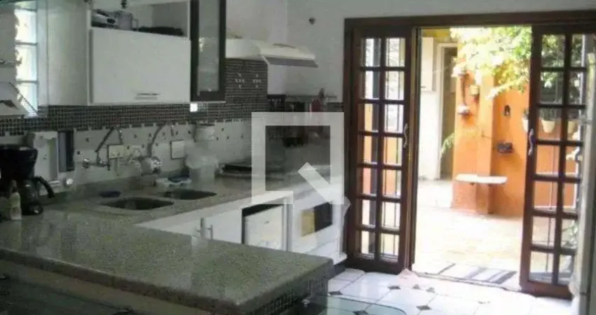 Casa para Aluguel - Saúde, 2 Quartos,  230 m² - São Paulo