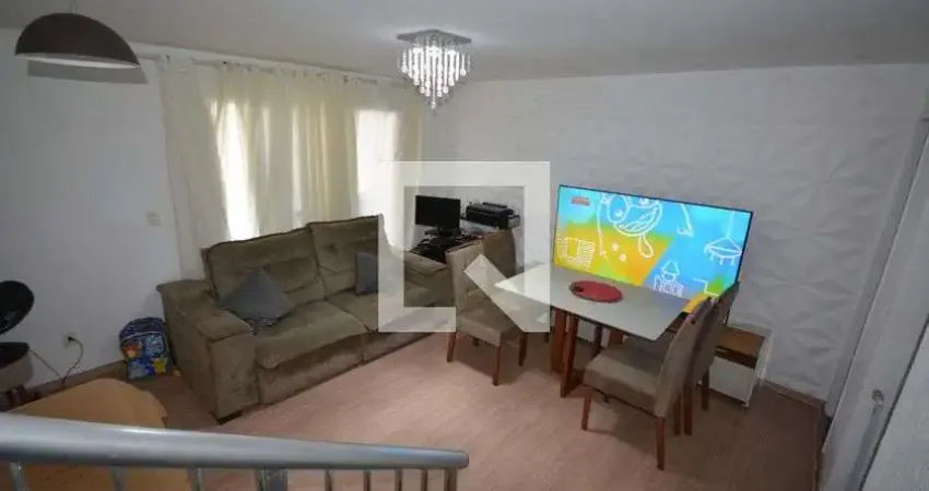 Casa para Aluguel - Ramos, 2 Quartos,  110 m² - Rio de Janeiro