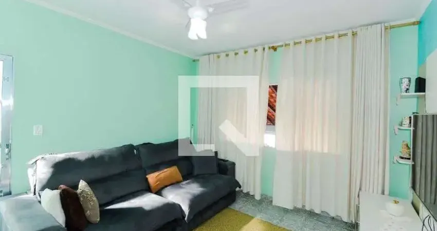 Casa para Aluguel - Taboão, 2 Quartos,  250 m² - Guarulhos