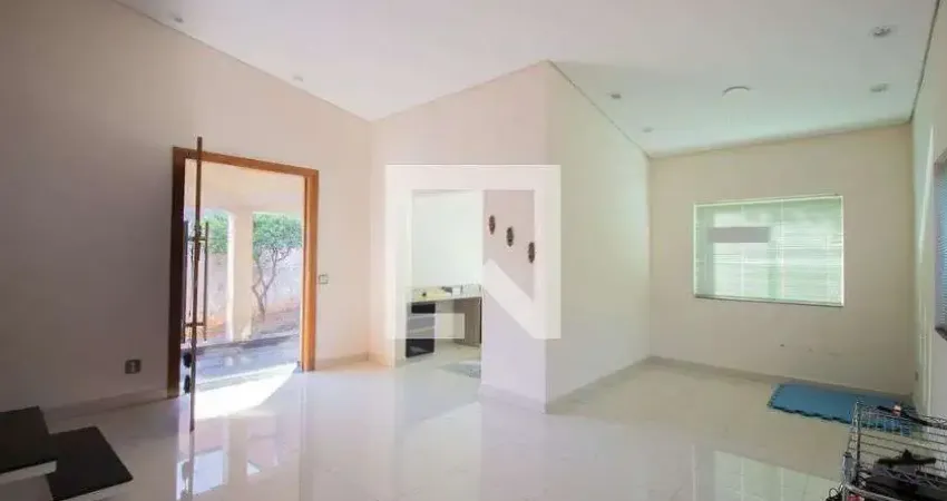 Casa para Aluguel - Vila Jacuí, 3 Quartos,  640 m² - São Paulo