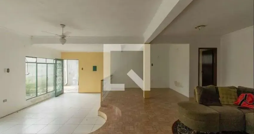 Casa para Aluguel - Uberaba, 4 Quartos,  225 m² - Curitiba