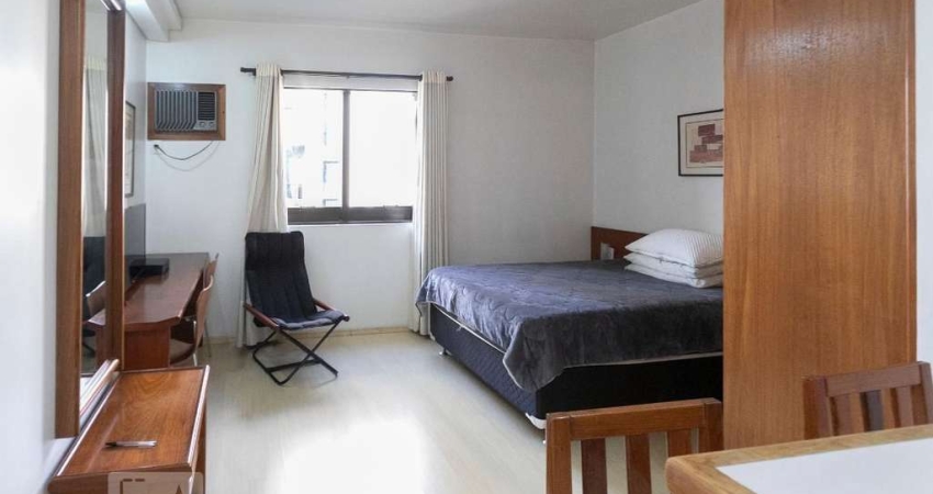 Kitnet / Stúdio para Aluguel - Moema, 1 Quarto,  32 m² - São Paulo